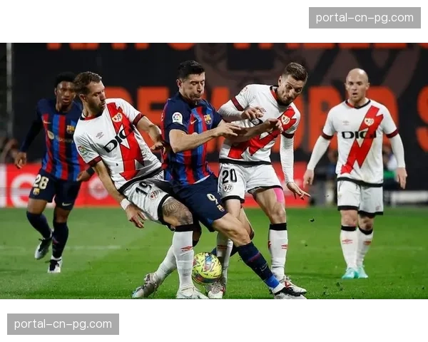 巴萨3-0莱万特,伤愈的佩德里也迎来复出为球队注入活力 巴萨3-0莱万特,伤愈的佩德里也迎来复出为球队注入活力